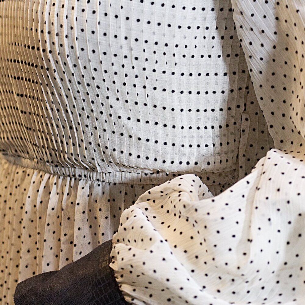 Pleated Long-Sleeve Black and White/Cream Polka Dot Fit and Flare Dress Medium - Picture 5 of 15